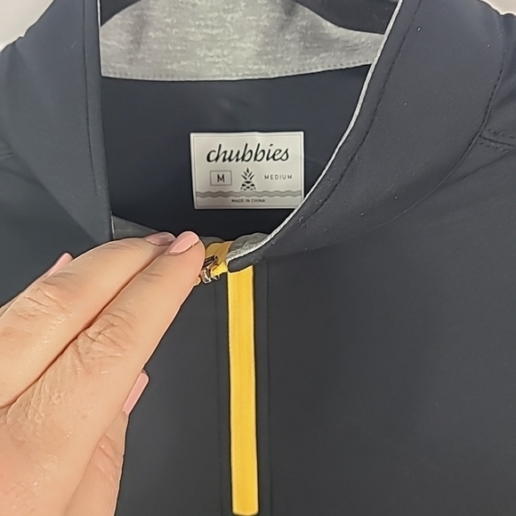NEW Chubbies The Obsidian Quarter Zip Long Sleeve Black Size M NWT - Picture 3 of 7